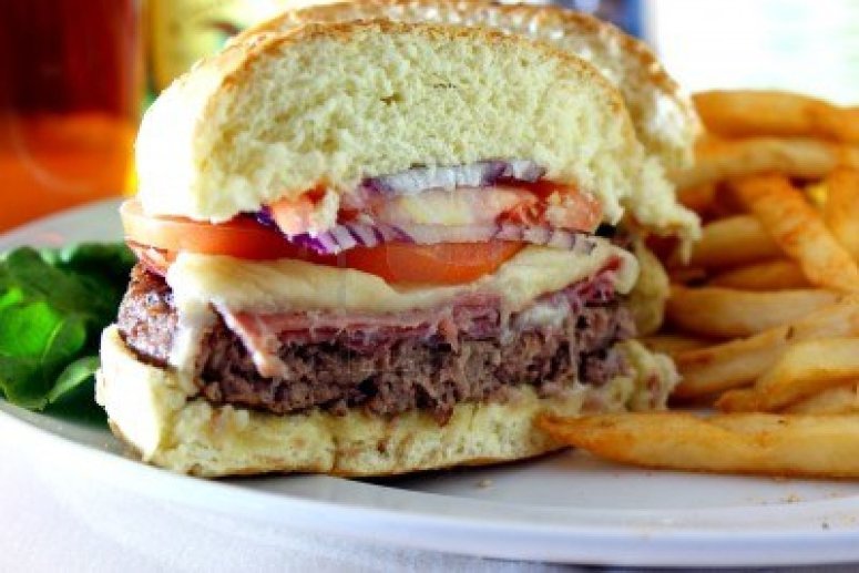 15323126-prosciutto-burger--prosciutto-beef-burger-ham-mozzarella-cheese-red-onion-and-tomatoes-with-fries