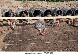 toronto-canada-15th-aug-2015-tough-mudder-obstacle-course-aug-15-2015-f0gpxg