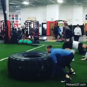 jj_watt_lifting_1000_pound_tire_30_times